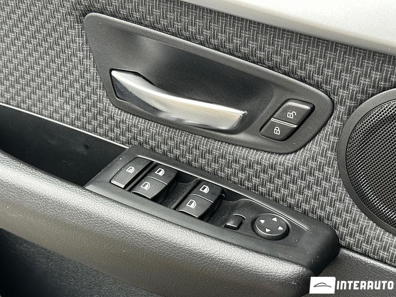 2015 BMW 216d — Miniatură 17