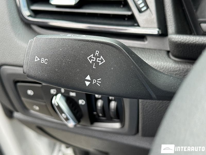2015 BMW 216d — Miniatură 16