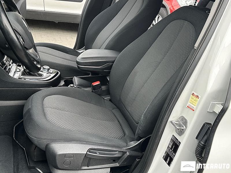 2015 BMW 216d — Miniatură 5