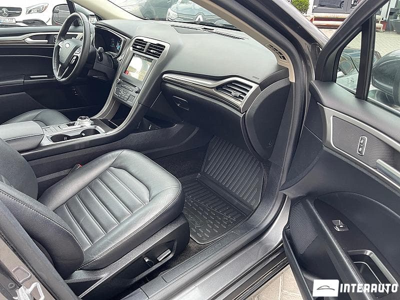 2018 Ford Fusion — Miniatură 15