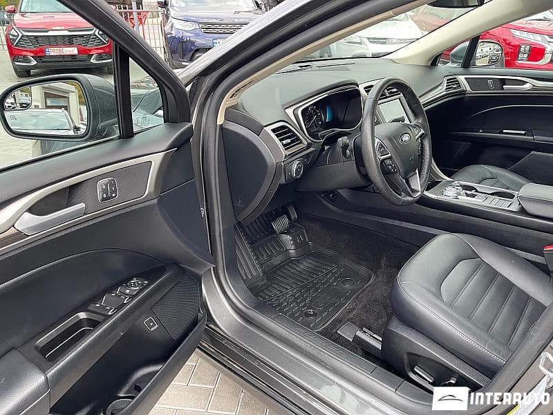 2018 Ford Fusion — Miniatură 6