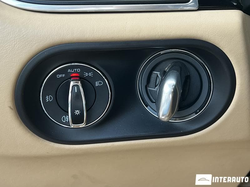 2014 Porsche Macan S — Miniatură 23