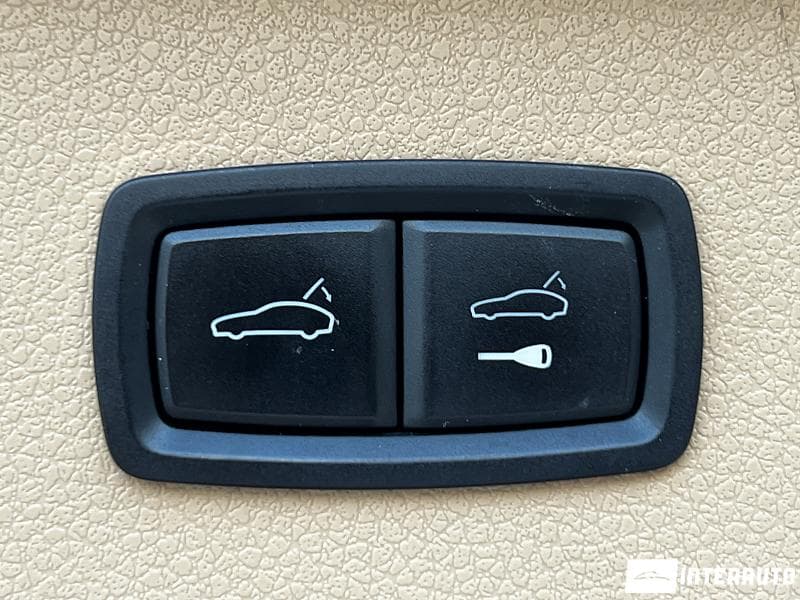 2014 Porsche Macan S — Miniatură 18