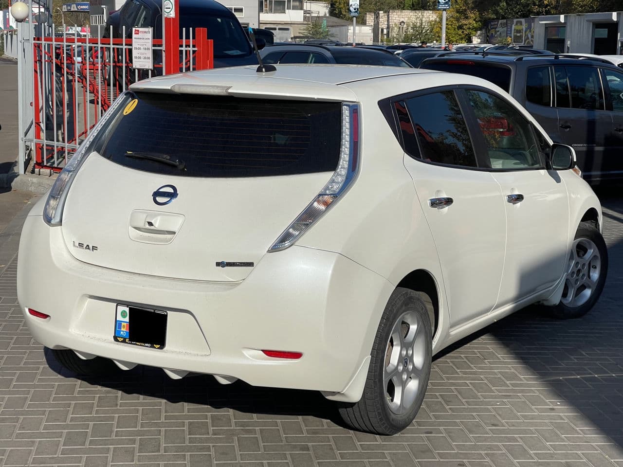Nissan Leaf 2013 — Миниатюра 3