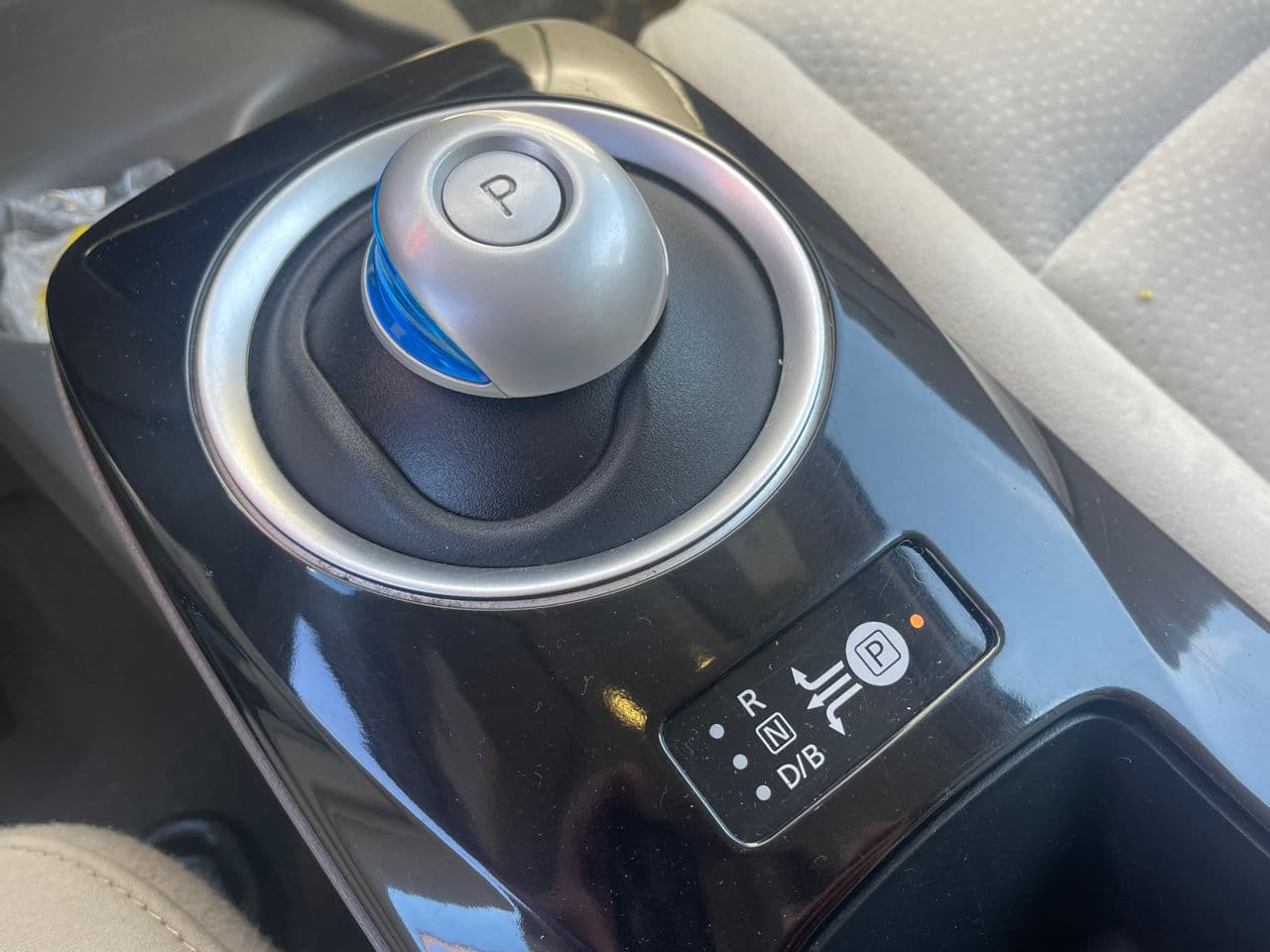 Nissan Leaf 2013 — Миниатюра 10