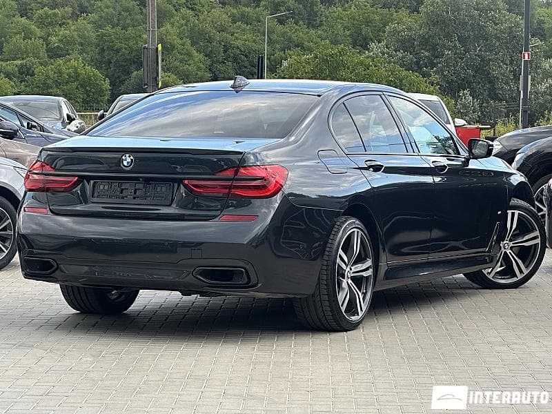 BMW 740e 2017 — Миниатюра 3