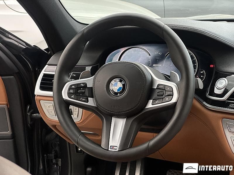 BMW 740e 2017 — Миниатюра 7