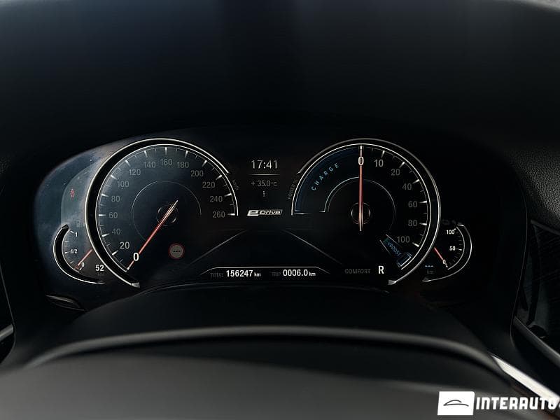 BMW 740e 2017 — Миниатюра 8