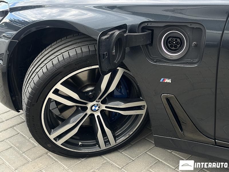 BMW 740e 2017 — Миниатюра 20