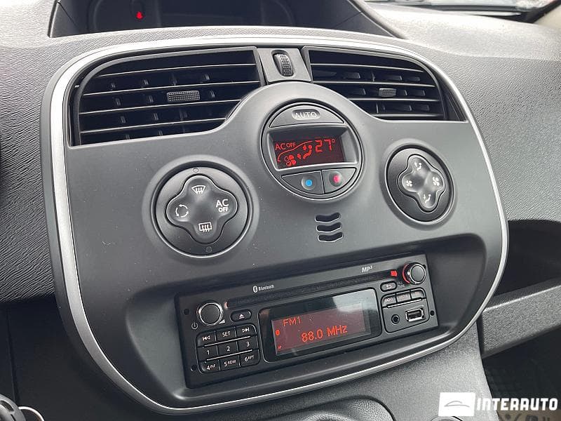 2013 Renault Kangoo — Miniatură 11