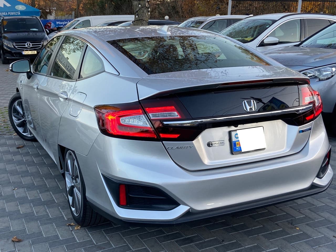 Honda Clarity 2018 — Миниатюра 3