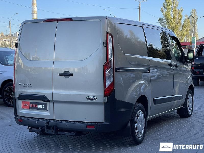 2015 Ford Transit — Miniatură 3