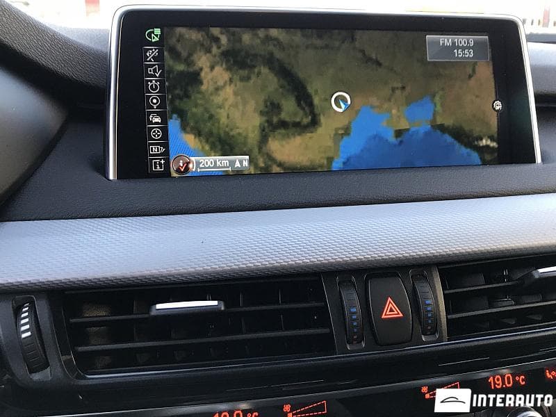 BMW X5 4.0e 2016 — Миниатюра 15
