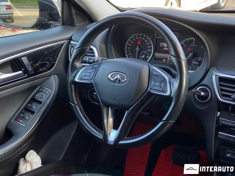 2018 Infiniti Q30 — Miniatură 8