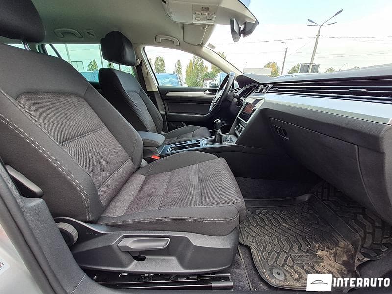 2018 Volkswagen Passat — Miniatură 14
