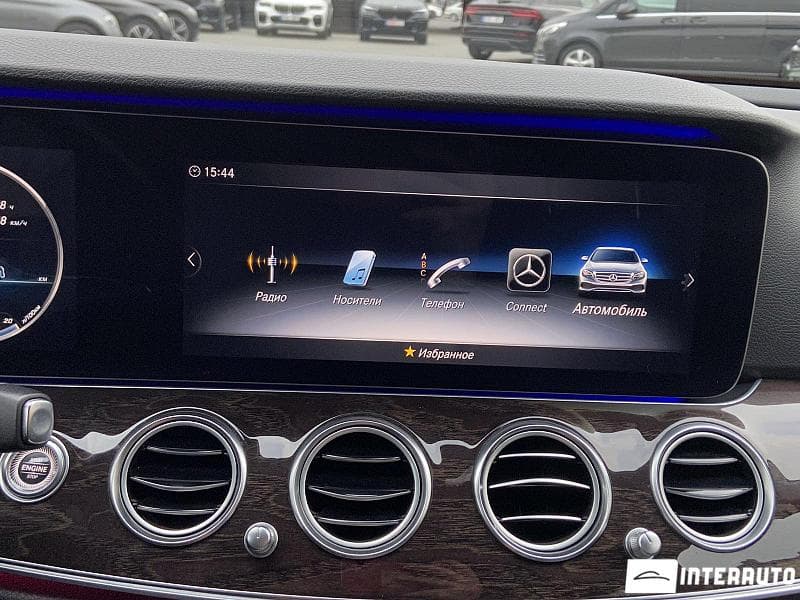 Mercedes E 200 2019 — Миниатюра 12