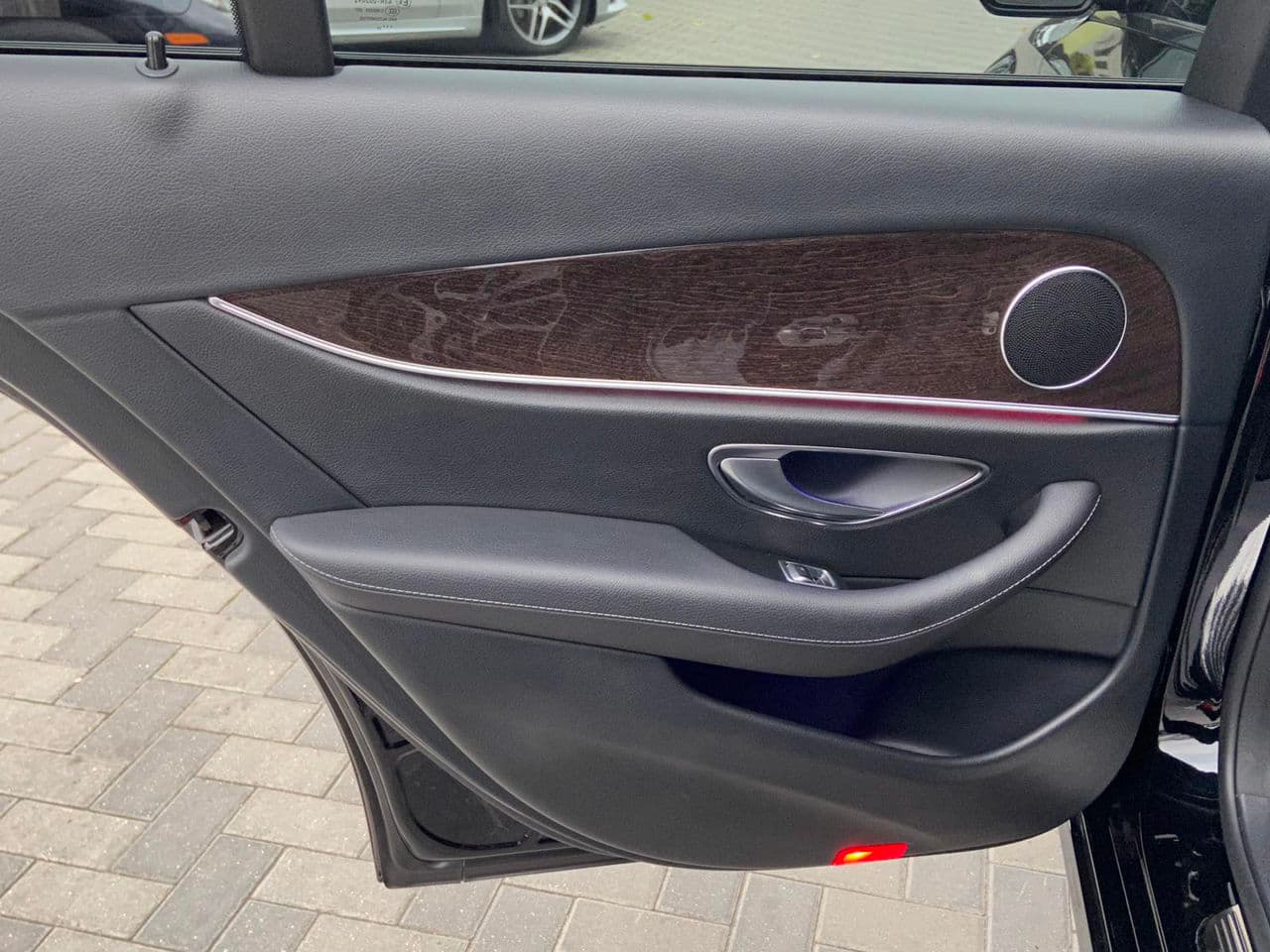 Mercedes E 200 2019 — Миниатюра 26