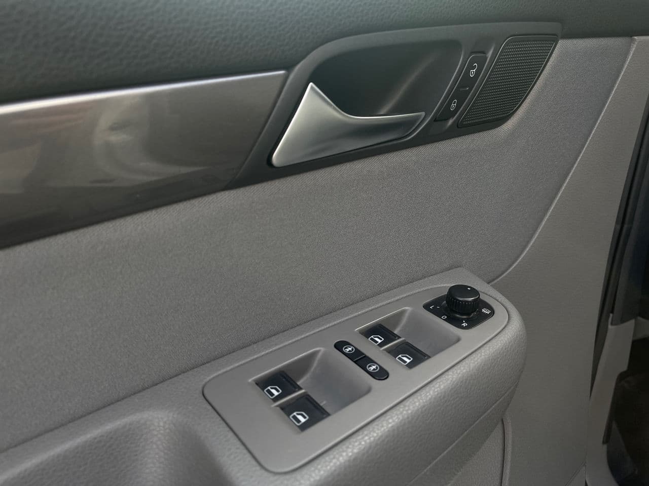 Seat Alhambra 2011 — Миниатюра 6