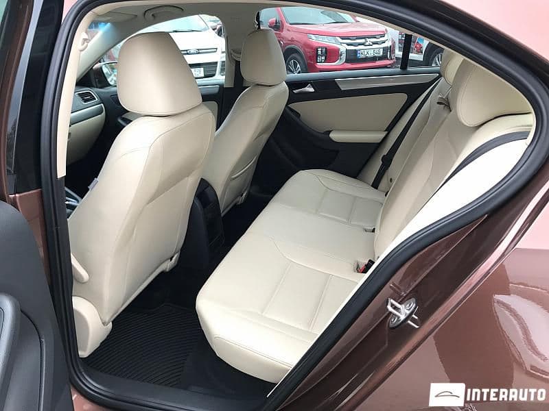 Volkswagen Jetta 2016 — Миниатюра 9