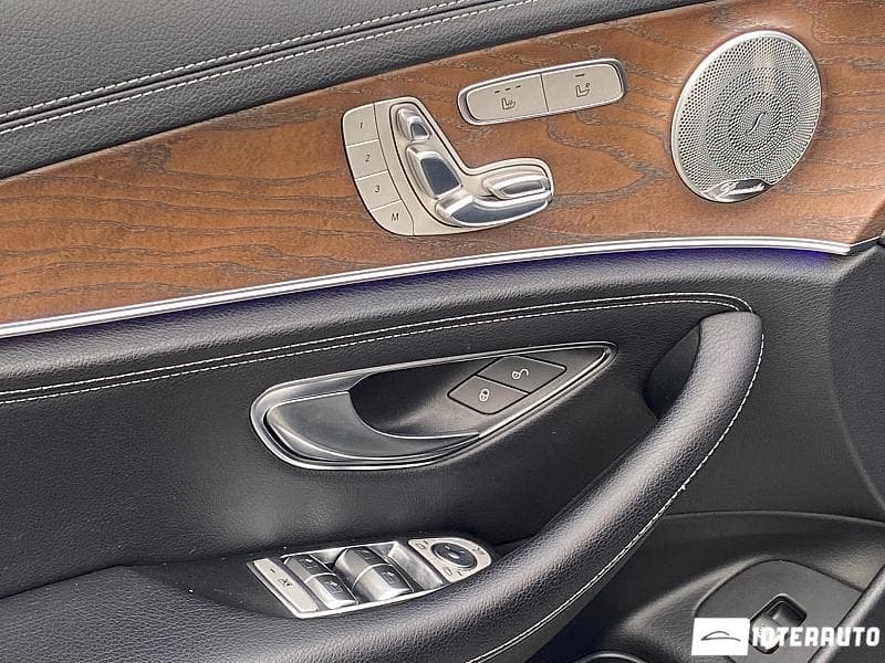 2017 Mercedes E 220 — Miniatură 8