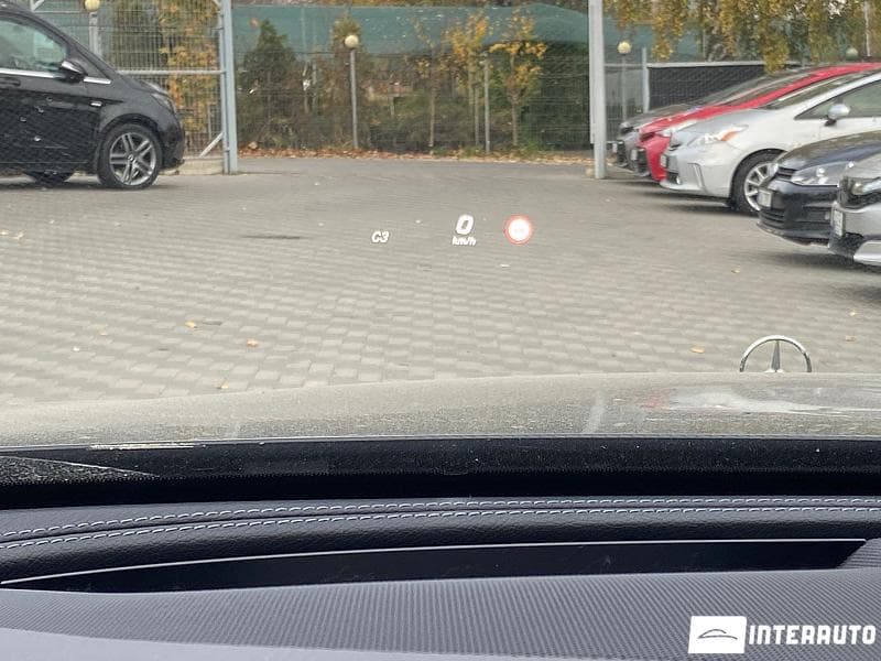 2017 Mercedes E 220 — Miniatură 13