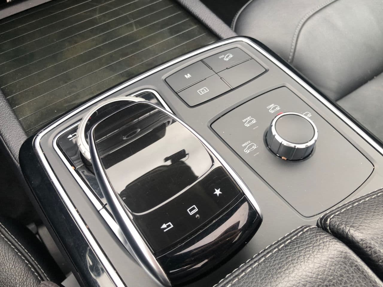 Mercedes GLE 550e 2016 — Миниатюра 14