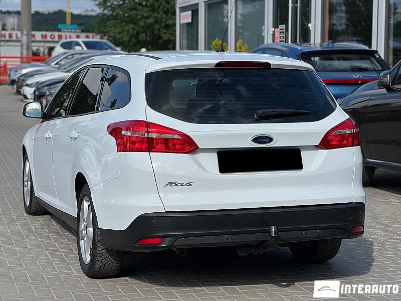 2016 Ford Focus — Miniatură 4
