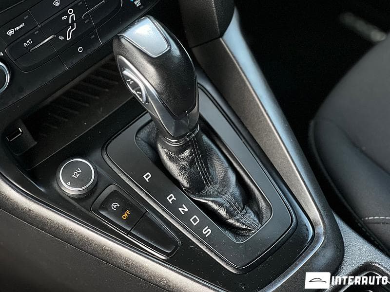 2016 Ford Focus — Miniatură 14