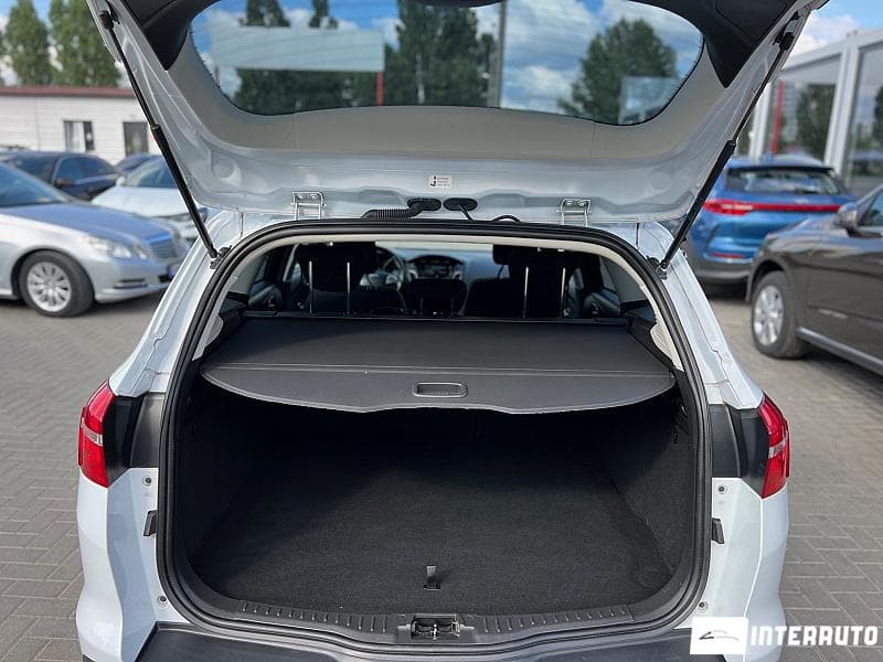 2016 Ford Focus — Miniatură 5