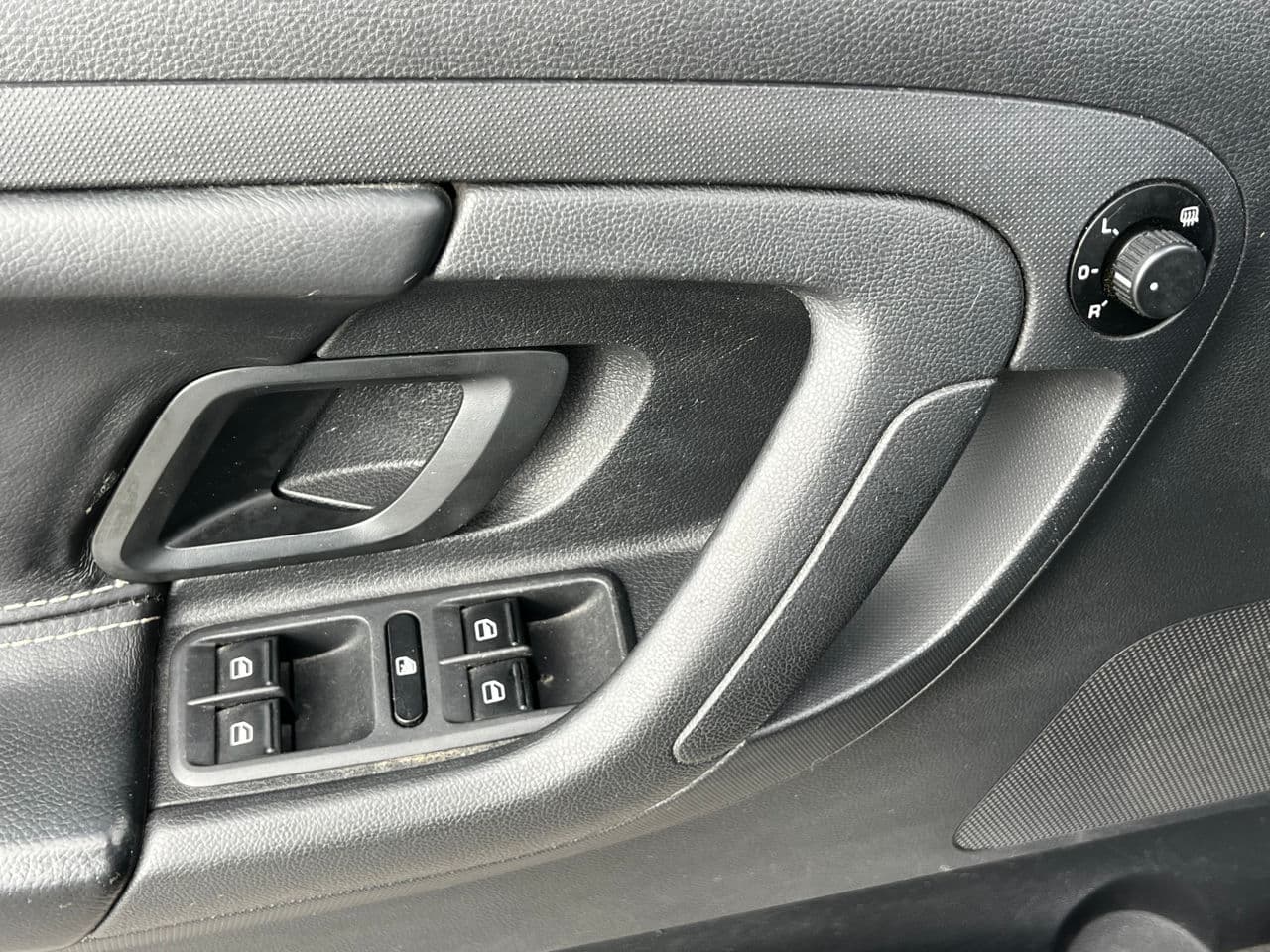 Skoda Fabia 2012 — Миниатюра 12