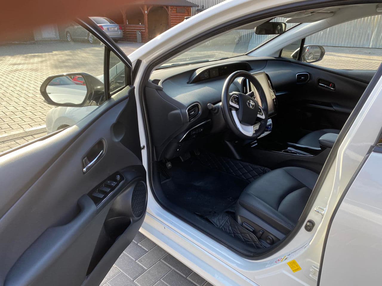Toyota Prius 2019 — Миниатюра 6