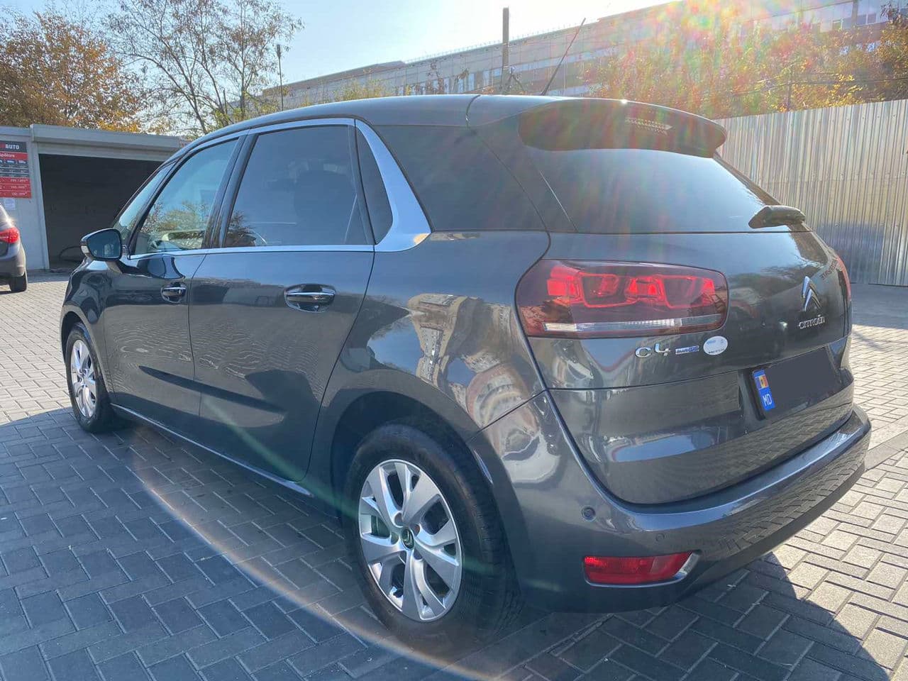 Citroen C4 Picasso 2015 — Миниатюра 3
