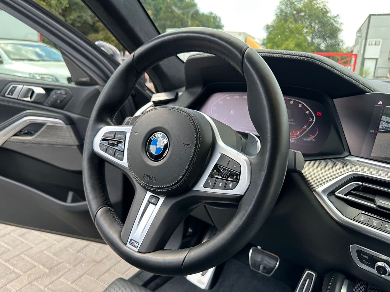 BMW X6 4.0i 2020 — Миниатюра 8