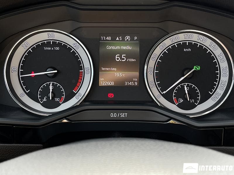 Skoda Superb 2018 — Миниатюра 8