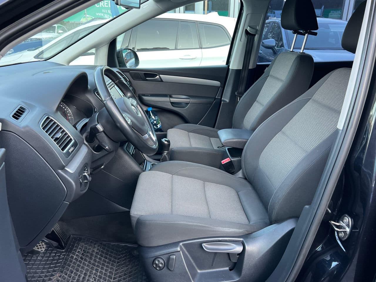 Volkswagen Sharan 2012 — Миниатюра 7
