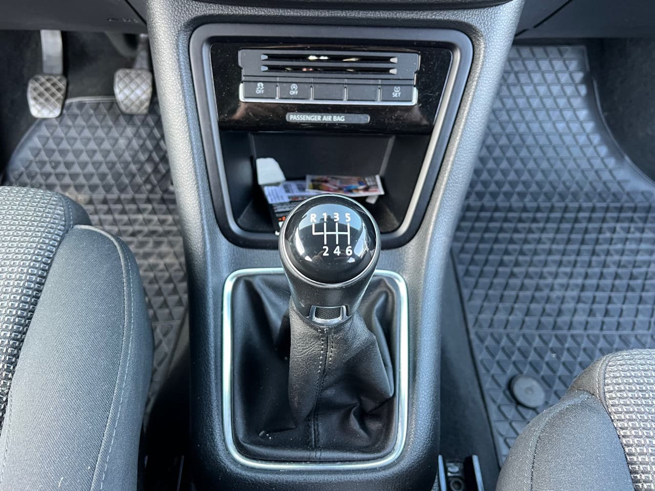 Volkswagen Sharan 2012 — Миниатюра 13