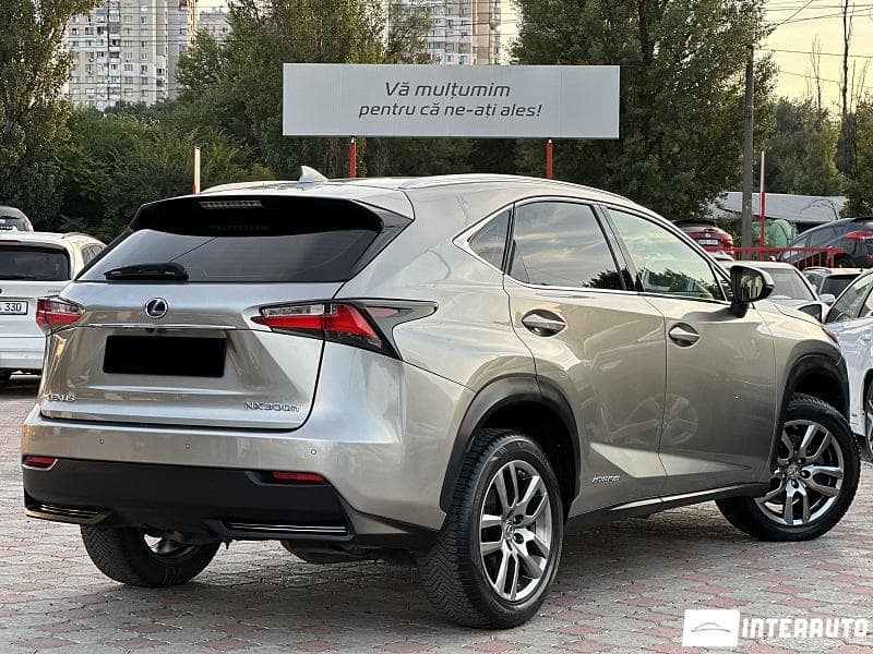 Lexus NX 300H 2016 — Миниатюра 2