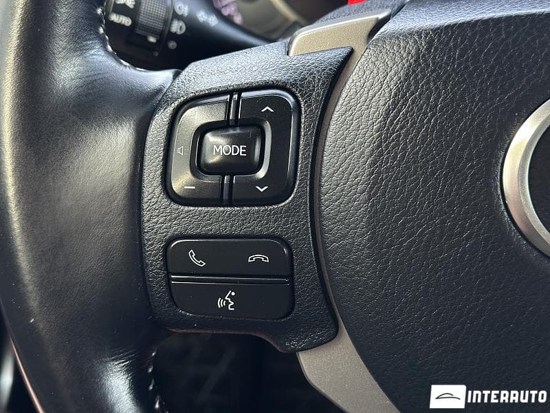 Lexus NX 300H 2016 — Миниатюра 9