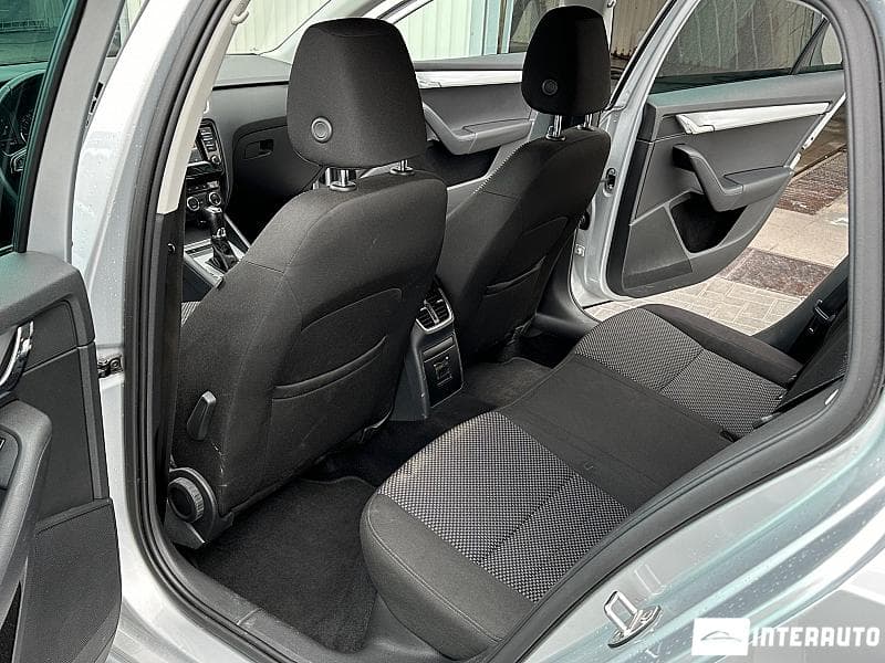 2016 Skoda Octavia — Miniatură 19