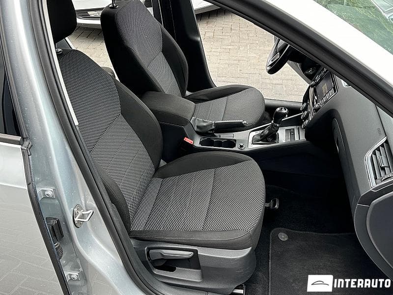 2016 Skoda Octavia — Miniatură 18