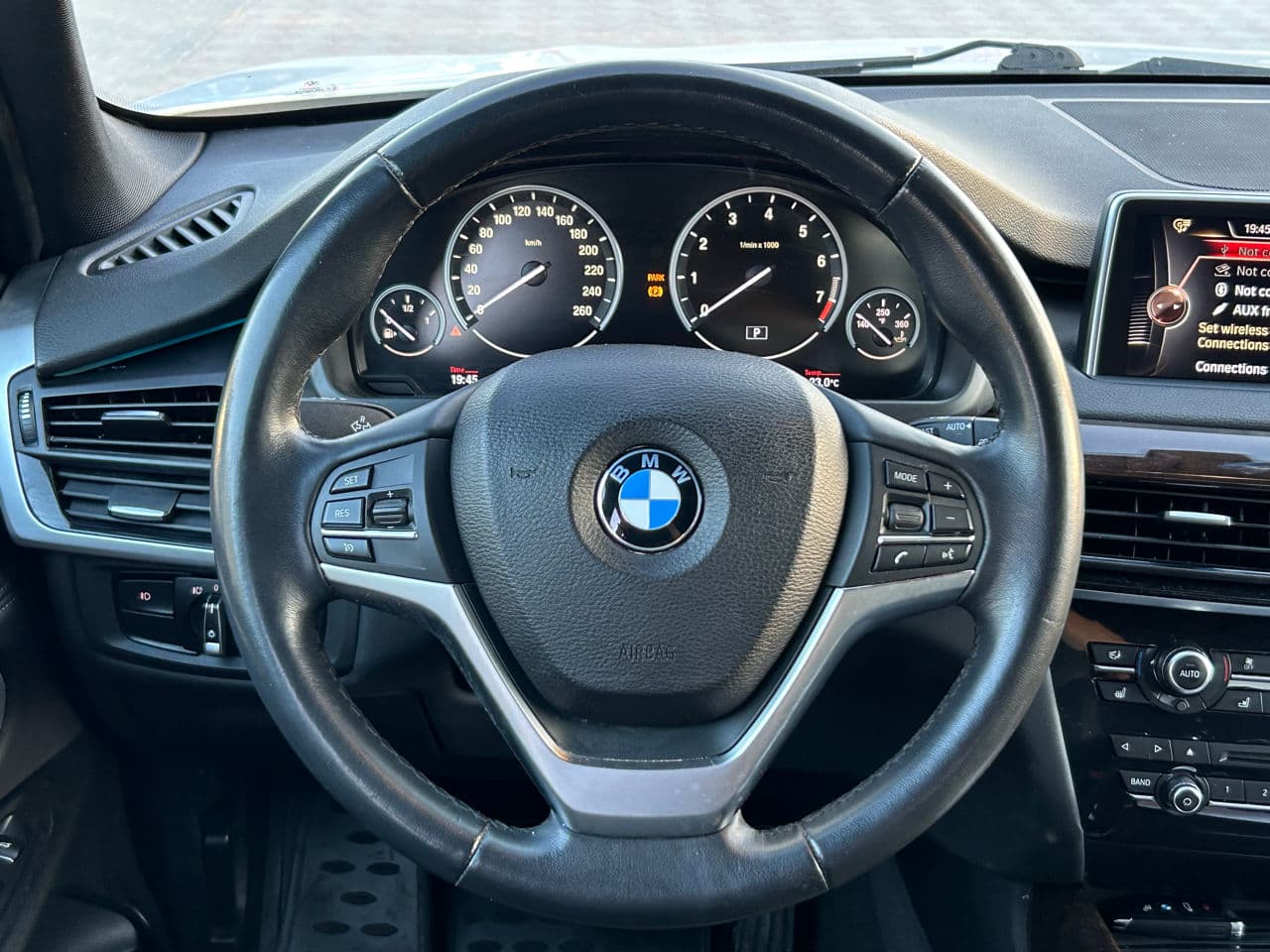 BMW X5 3.5i 2015 — Миниатюра 11
