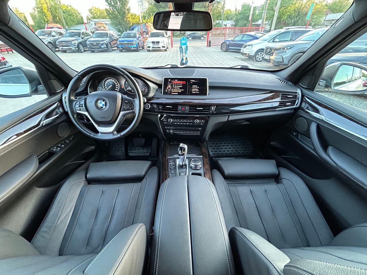 BMW X5 3.5i 2015 — Миниатюра 9