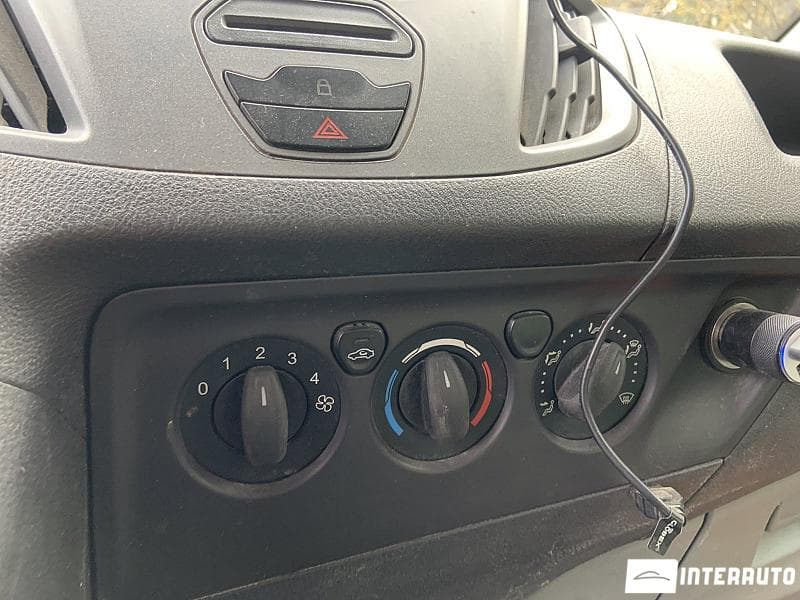 Ford Transit 2015 — Миниатюра 11