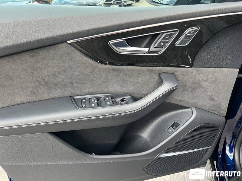 Audi Q8 2022 — Миниатюра 7