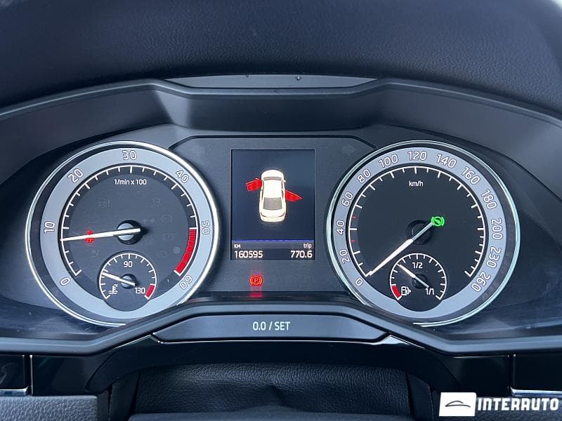 2019 Skoda Superb — Miniatură 9