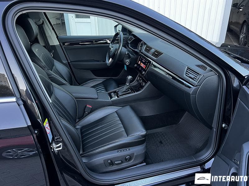 2019 Skoda Superb — Miniatură 5