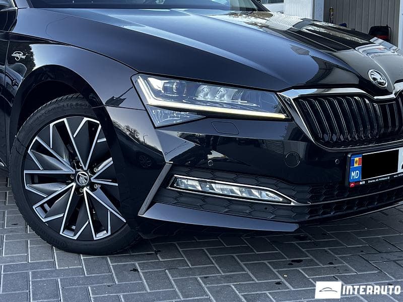 2019 Skoda Superb — Miniatură 25