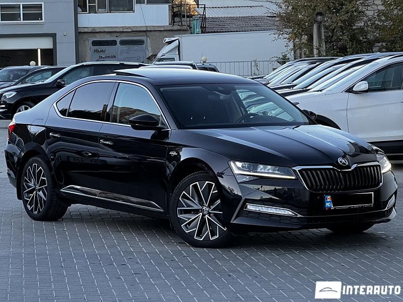 2019 Skoda Superb — Miniatură 3