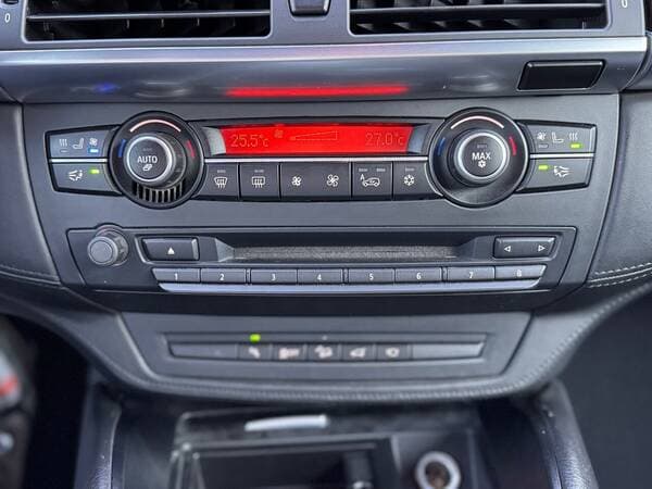2013 BMW X6 4.0D — Miniatură 15