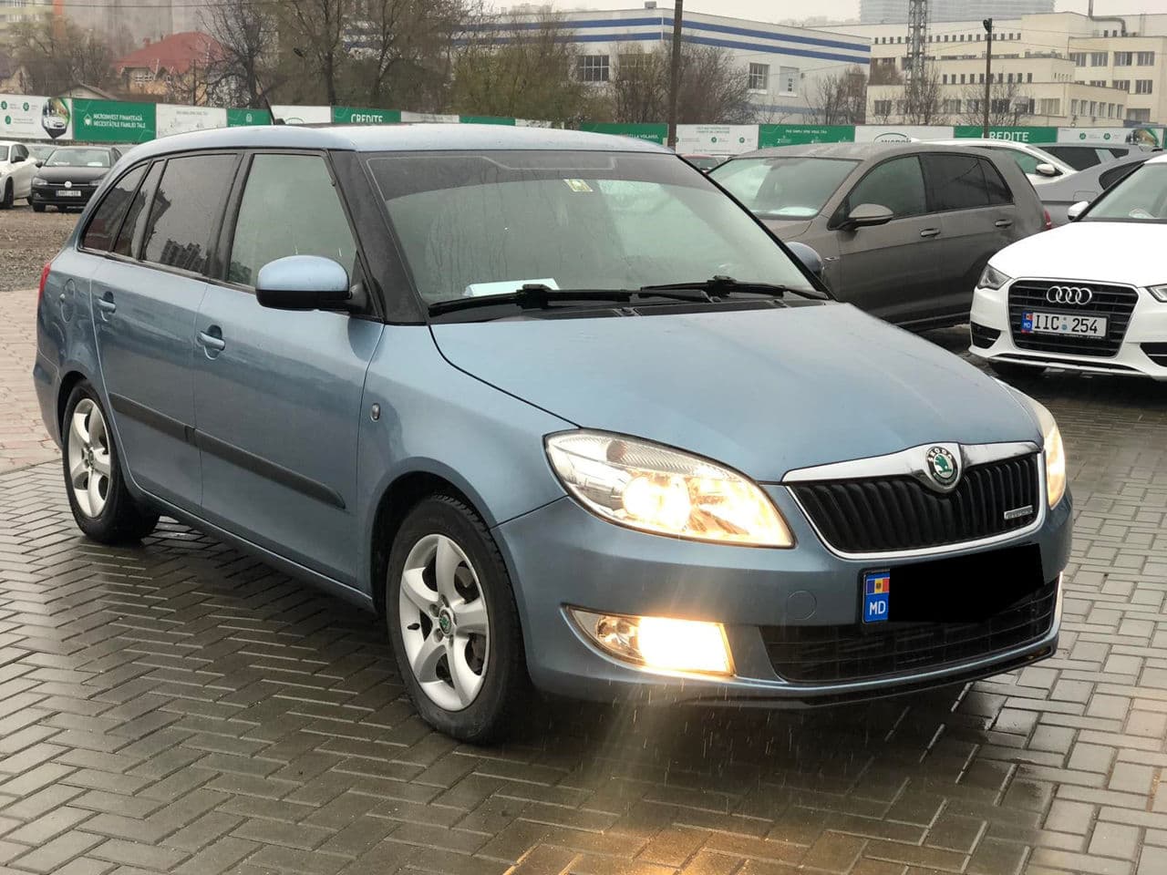 Skoda Fabia 2010 — Миниатюра 3